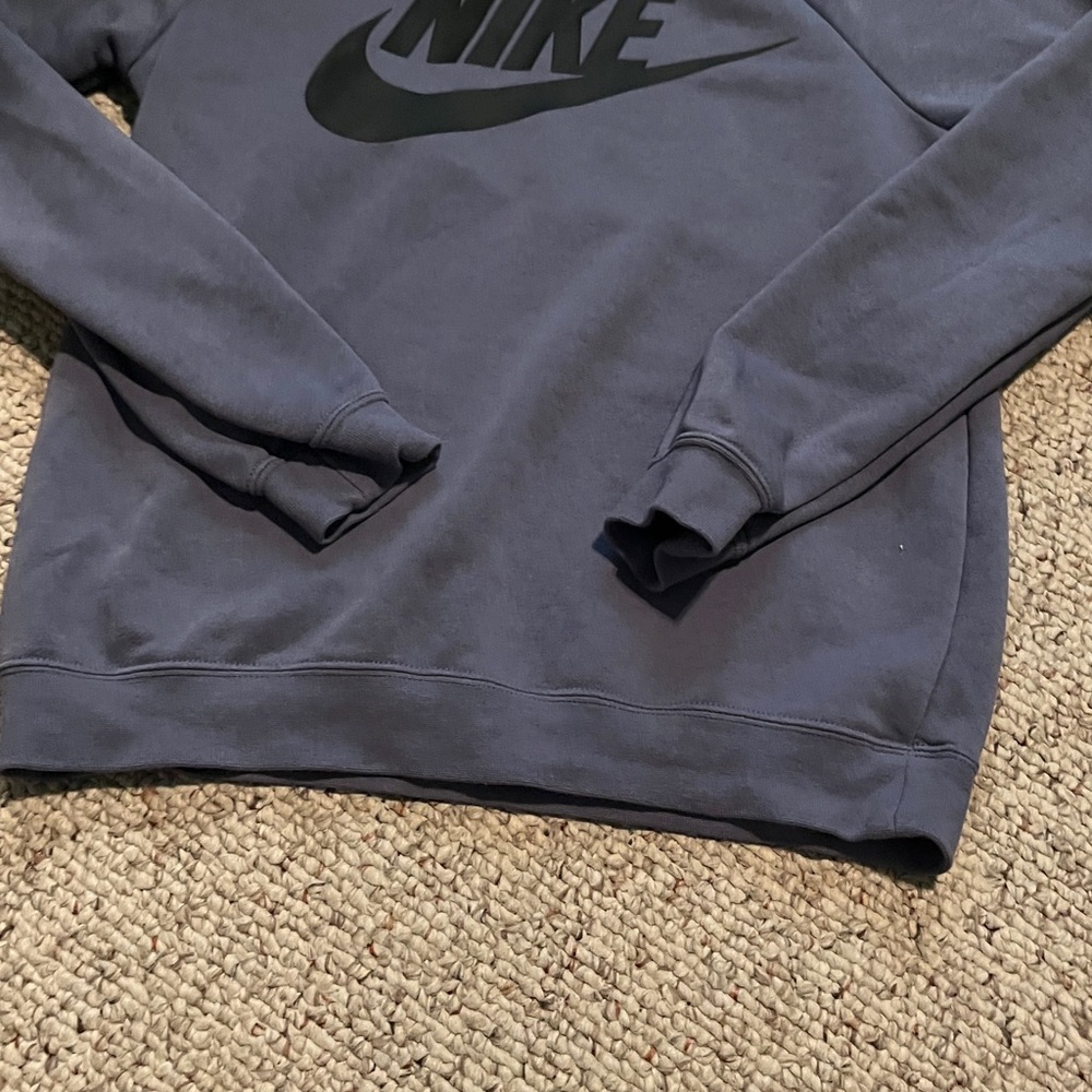 Nike Sweatshirt - Picture 5 of 5
